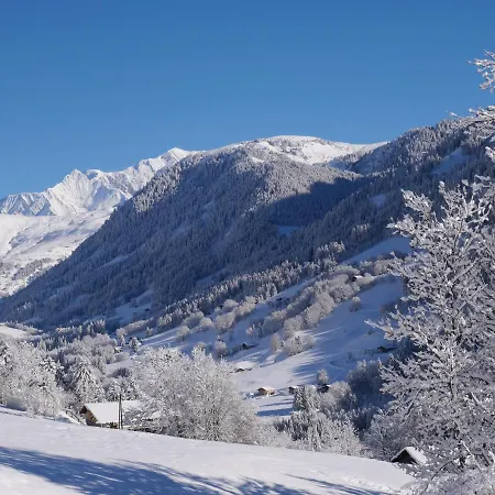 La Ferme D'hauteluce - D'hotes Bed & Breakfast *